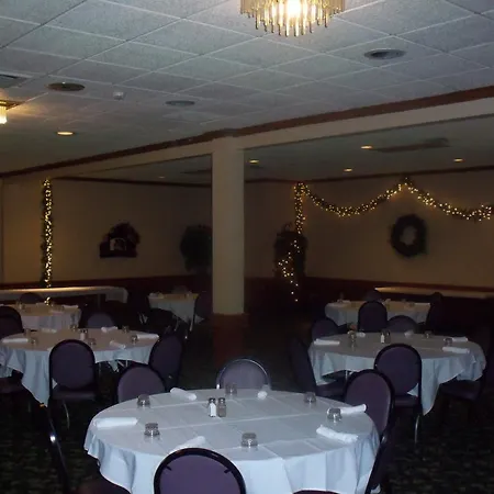 Gladstone Inn And Suites-3
